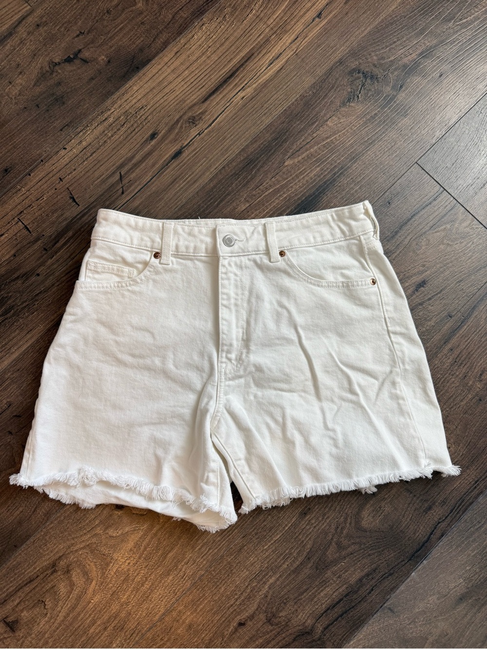 H&M White High-Waist Denim Cutoff Shorts Size 10